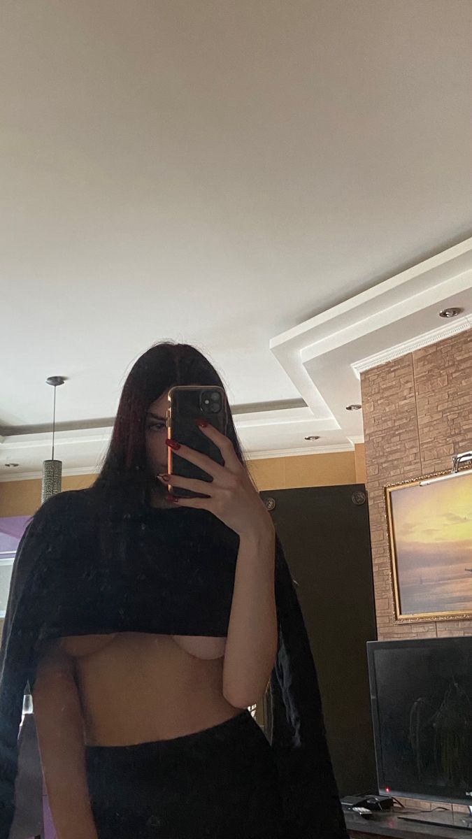 Vera Ortaca VIP escort